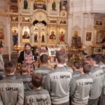 Молитва юних спортсменів  перед міжнародним турніром.